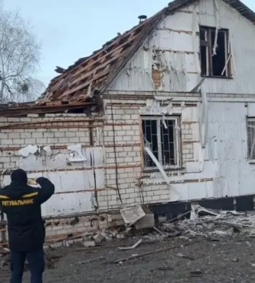 Россияне атаковали дронами-камикадзе Житомирскую область: повреждены дома