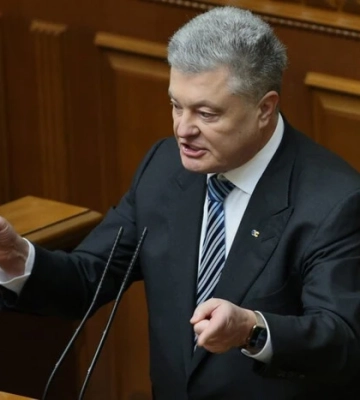 «Пішов на х…!». Стало відомо, за що парламент карає Порошенка