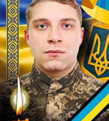 У п&#039;ятницю в Ужгороді проведуть в останню земну дорогу полеглого захисника Андрія Матейку (ФОТО)