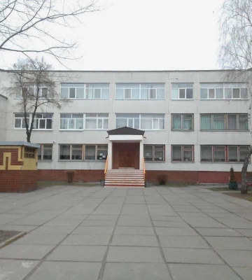 В Киеве неизвестный угрожает лицею расстрелом: полиция проверяет информацию