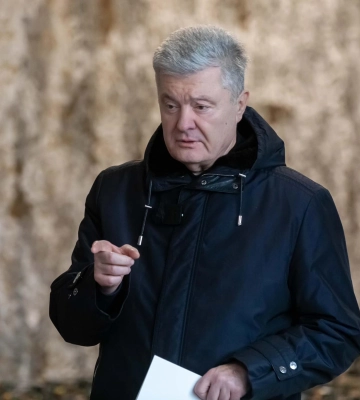 В "Слуге народа" неожиданно нашли причину, почему Порошенко не надо выгонять из Рады В "Слуге народа" неожиданно нашли причину, почему Порошенко не надо выгонять из Рады