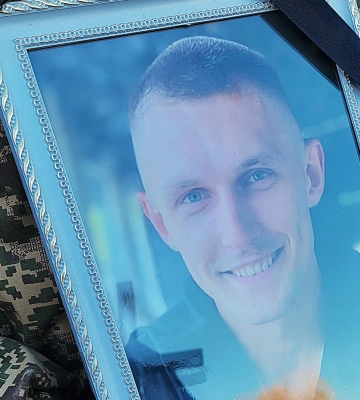 Назавжди 22: на Волині прощалися з загиблим воїном Станіславом Вакулічем