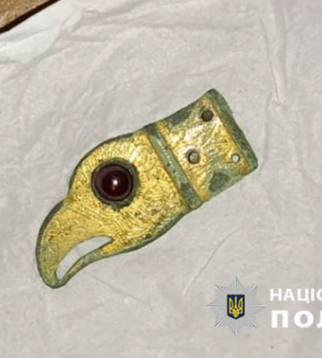 У Києві запобігли незаконному продажу рідкісних артефактів часів Великого переселення народів