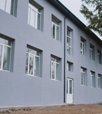 В Іванівці на Херсонщині відбудували школу