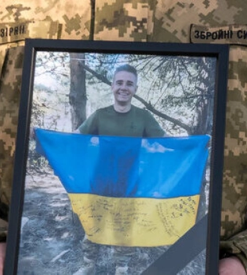 С 19-летним польским добровольцем Филипом Антосяком попрощались в Киеве. ФОТОРЕПОРТАЖ