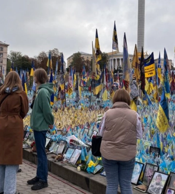 У Києві хвилину мовчання оголошуватимуть у транспорті та через систему оповіщення