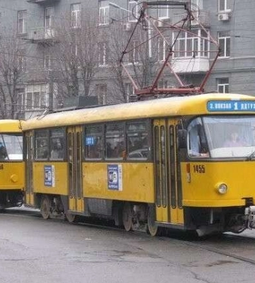 У Дніпрі 31 січня громадський транспорт курсує зі змінами
