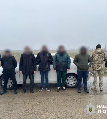 Віз, але не довіз - поліцейські Одещини викрили ще одного переправника ухилянтів