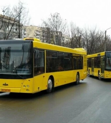 Рух низки автобусів та тролейбусів у Києві 1-2 лютого  буде змінено через ярмарки