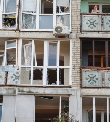Росіяни атакували Чорноморськ, серед постраждалих лікар, який під час ударів проводив операцію — ОВА