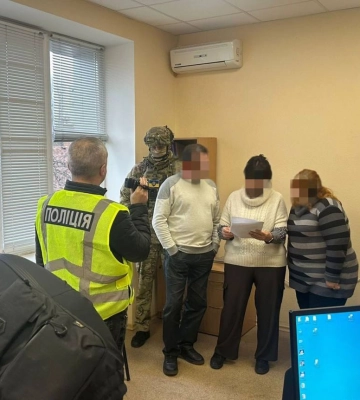 Одеська родина організувала схему в’їзду іноземців