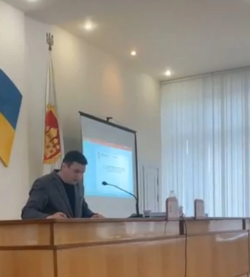 Хто керуватиме Острогом замість звільненого голови Юрія Ягодки?