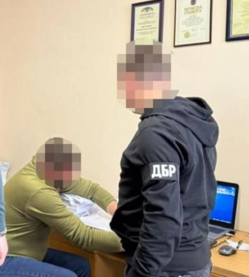 Привласнив 2,3 млн гривень виплат зниклих безвісті воїнів. Викрито бухгалтера