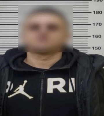 Жорстоко побив містянина на ж/м Тополя: у Дніпрі повідомили про підозру чоловіку