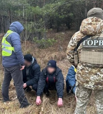 Искал желающих выехать за границу через телеграмм-каналы: в Житомирской области ликвидировали канал переправки военнообязанных&amp;hellip;