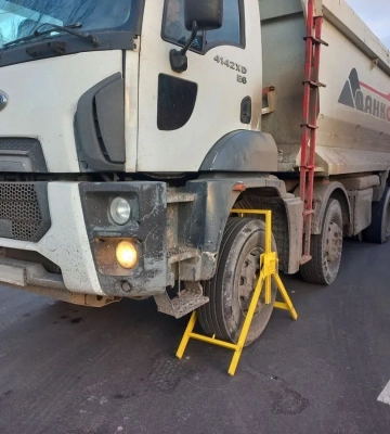 Відсутність документів та перепрацювання: результати перевірки пасажирських та вантажних перевізників Києва