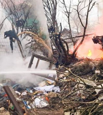 Оккупанты ударили по Харькову: вспыхнул пожар в доме, есть пострадавшие
