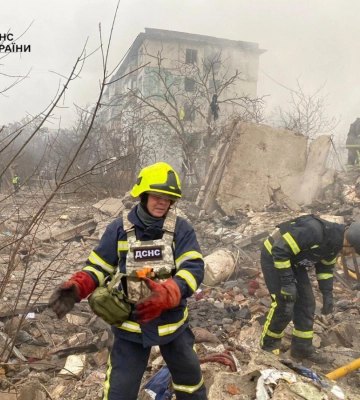 Удар по жилому дому в Полтаве: есть погибшие, спасатели разбирают завалы