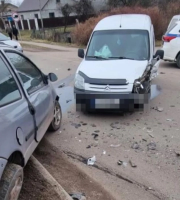 У Нововолинську зіткнулися два авто, один водій – у лікарні