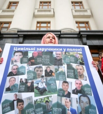 «Шанс на свободу». Правозащитники инициировали кампанию по освобождению всех заключенных Россией украинцев. Как это касается&amp;hellip;