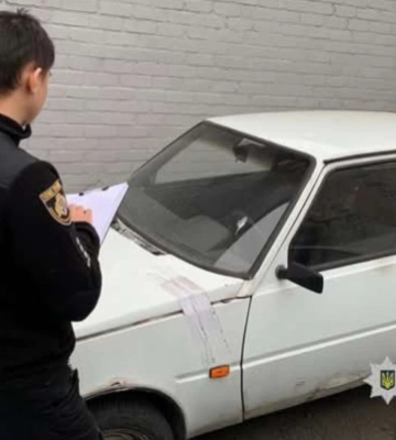 У Дніпрі судитимуть двох чоловіків за викрадення автівки біля АЗС