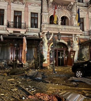 В Одесі через російський удар пошкоджено будівлі, що захищені ЮНЕСКО (ВІДЕО)