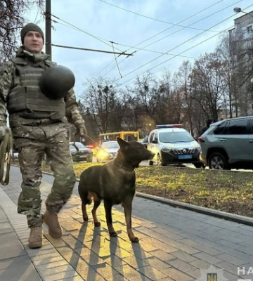 Внаслідок вибуху в Рівненському ТЦК загинула одна людина та ще шість постраждали — перші подробиці, фото