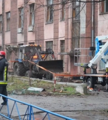 У Запоріжжі ліквідовують наслідки нічної атаки дронів