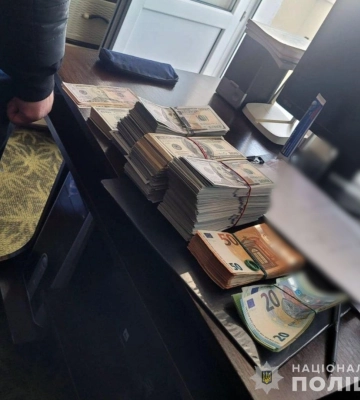 На Хмельниччині злочинну групу лікарів судитимуть за «бізнес» на ухилянтах (ФОТО)