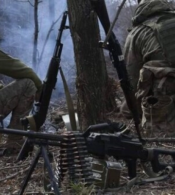 С начала суток произошло 104 боестолкновения, 39 из них - на Покровском направлении, где враг понес значительные потери, - Генштаб