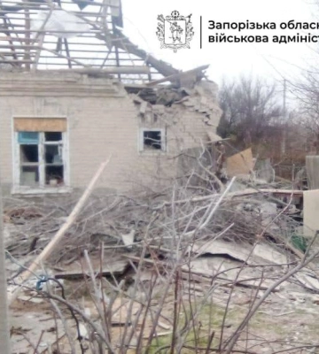 Минулої доби ворог обстріляв 13 населених пунктів на Запоріжжі, є поранені та руйнування, - голова ОВА