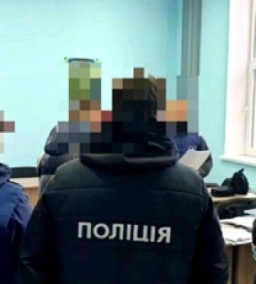 Минус 42 млн в бюджет: на Буковине таможенники и пограничники способствовали контрабанде электронных сигарет
