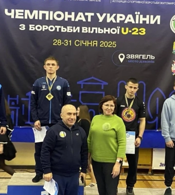 Жителі Херсонщини здобули медалі на Чемпіонаті України з вільної боротьби