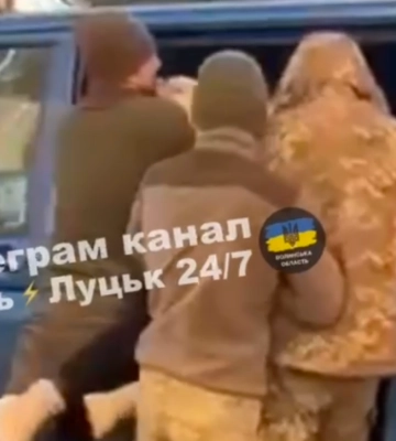 У Луцьку затримали чоловіка, який тримав у заручниках чотирьох дітей