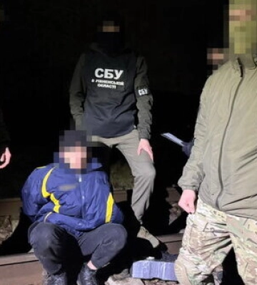 СБУ затримала агента фсб, який намагався підірвати колію перед вантажним потягом на Рівненщині