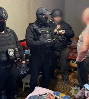 Маскували наркотики під продукти харчування: на Дніпропетровщині викрито наркотрафік до виправної колонії, - Нацполіція.&amp;hellip;