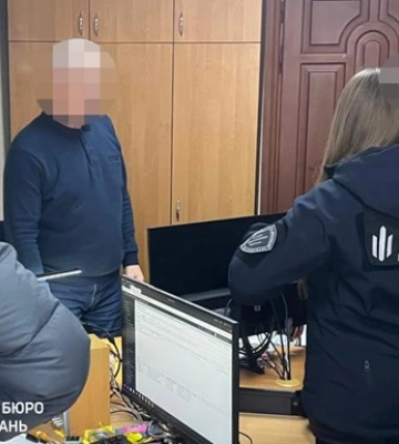 Переплатив 3 мільйони гривень: чиновника ДСНС з Вінниччини підозрюють у закупівлі за завищеними цінами