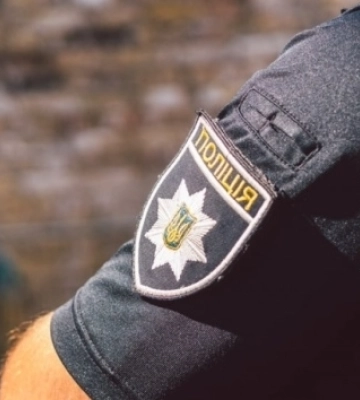 У Луцьку 22-річний чоловік напав на патрульного: що йому загрожує