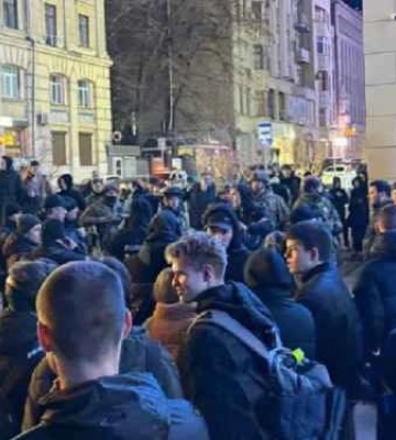 Поліцейські встановили учасниць бійки, яка сталася в одному з торгово-розважальних центрів Києва