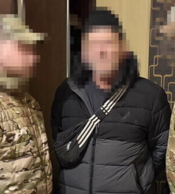 СБУ затримала двох російських агентів, які видавали себе за волонтерів та наводили на Харків ракети