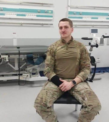 «Я мріяв обручку носити»: боєць із Волині розповів про поранення та ампутацію руки