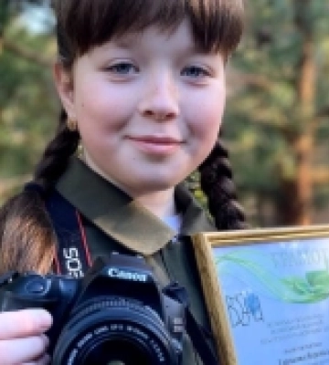 Школярка з Камінь-Каширського району стала переможницею конкурсу юних фотоаматорів