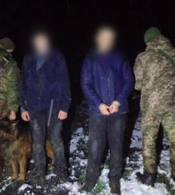 $6 тис. на криптогаманець переправника: на Одещині затримано двох українців при спробі нелегального перетину кордону, - ДПСУ. ФОТО