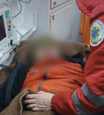 Шукали 7 годин: на Закарпатті в горах врятували обмороженого порушника кордону (ВІДЕО)