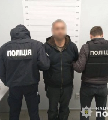 Офіційно: на Закарпатті засудили шахрая, який ошукав дружину військового на понад $10 тисяч