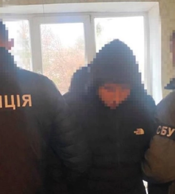 Студент у Рівному спалив військове авто з фронту
