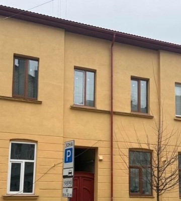 У Львові відремонтували будинок, який торік постраждав від обстрілу
