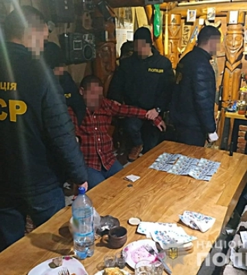 Міського голову Здолбунова судитимуть за хабар у 10 тисяч доларів
