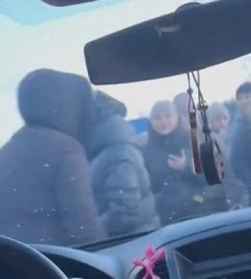 Рятувальники закликають жителів Рівненщини бути обережними на дорогах