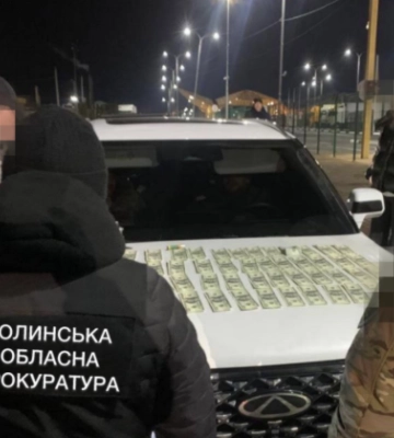 20 тысяч долларов за пересечение границы в тайнике автобуса — на Волыни дельцы придумали схему переправки мужчин
